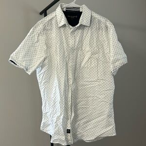 Free Planet men’s shirt